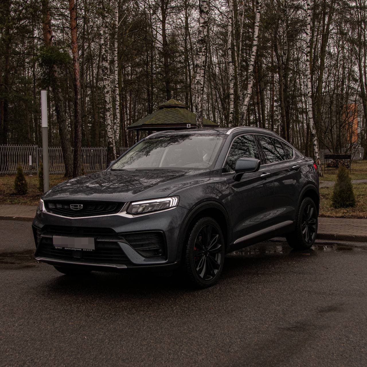 Geely Tugella (grey)